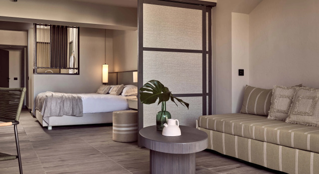 Полулюкс с балконом Numo Ierapetra Beach Resort Crete, Adults only, Curio Collection Hilton
