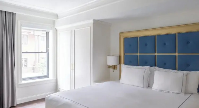 Номер Standard The Adelphi Hotel