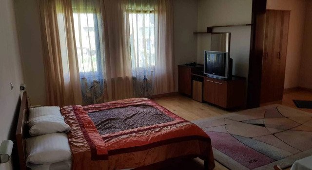 Hotel Maxi