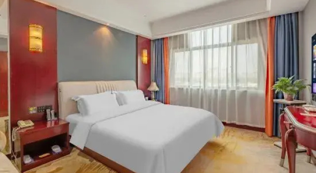 Люкс Business Panshi Hotel
