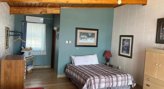 Двухместный номер Superior Huron Sands Motel and Restaurant