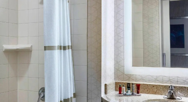 Четырёхместный номер Standard San Jose Marriott