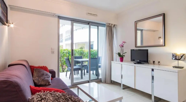 Апартаменты c 1 комнатой Nemea Appart Hotel Le Lido Cagnes sur Mer