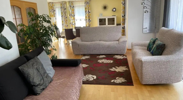 Vila Berlin, Boek Hotel Hotels in Orech met parkeren, Parkeren