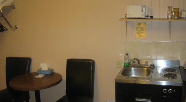 Двухместный номер Standard Parkway Motel & European Lodges