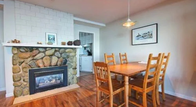 Qualicum Beach House, Prenota Hotel Qualicum Beach 