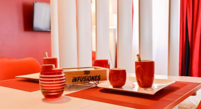 Апартаменты Studio rouge Ramblas Centre Toulouse
