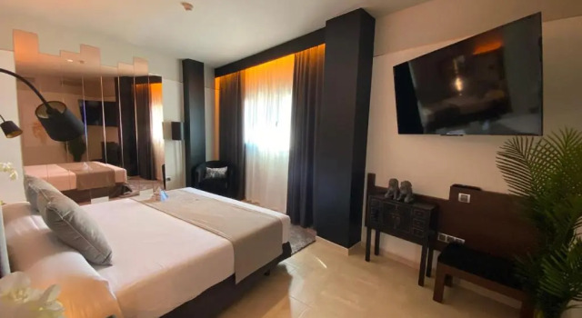 Полулюкс с видом на море ON ALETA ROOM designed for adults