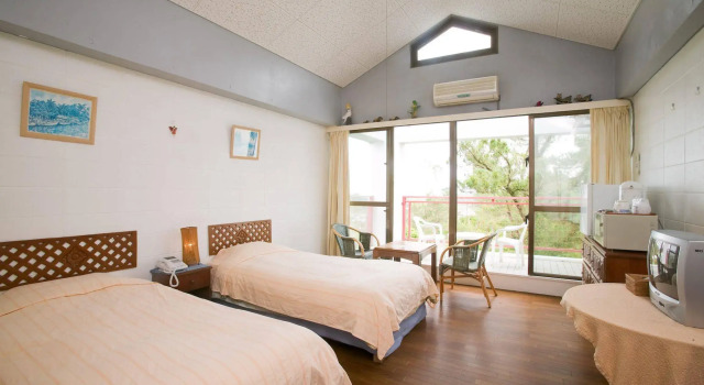 Surfside Bed & Breakfast, Rezervovat Penzión se snídaní Onna , poblíž Manza Beach