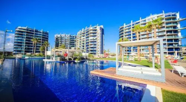Royal Apartment Punta Prima, Book Apartment Hotels in Punta Prima with Parking, Parking