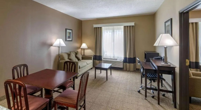 Люкс c 1 комнатой Comfort Suites The Colony - Plano West
