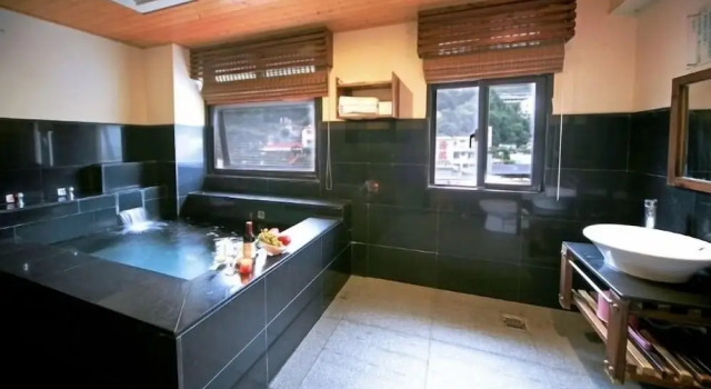 Номер Comfort Ming Lu Holiday Hotel