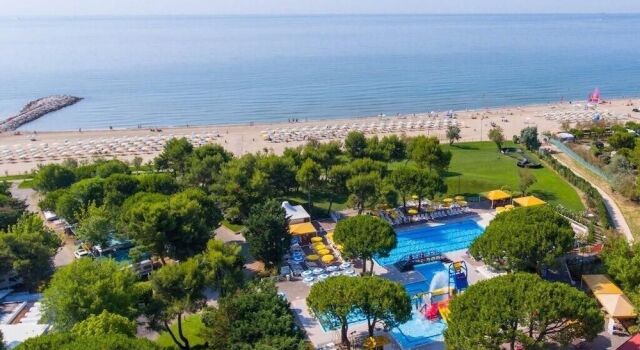 Victoria Mobilehome Village Mediterraneo