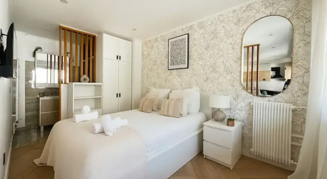 Апартаменты Appartement charmant au coeur du 16eme