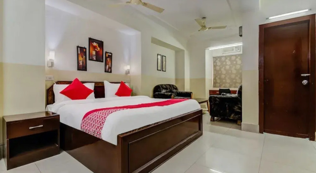 OYO Flagship 42717 Hotel Fort, Rezervovat Hotel Patna Bangalore