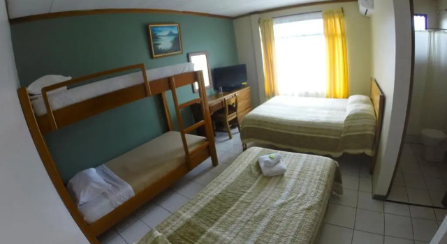 Четырёхместный номер Standard Hotel Guadalupe