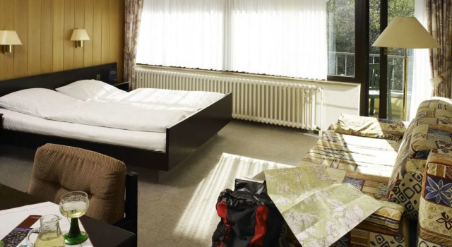 Zur Post, Boek Hotel Hotels in Ahrtal met zwembad, Zwembad