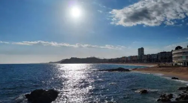 Apartamentos Kesito, Varaa Huoneisto Hotellit Costa Brava pysäköinnillä, Pysäköinti