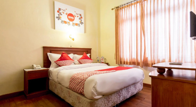 OYO 1030 Hotel Bumi Asih, Rezerwuj Hotel Medan Sumatra