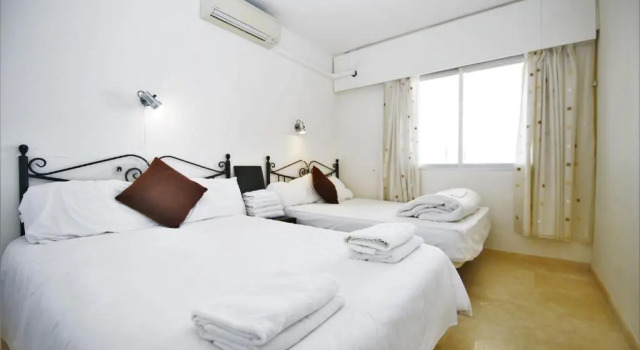 Apartment PP33, Забронировать Апартаменты/квартира Отели Эстепона с парковкой, рядом с Палеонтологический музей, Парковка