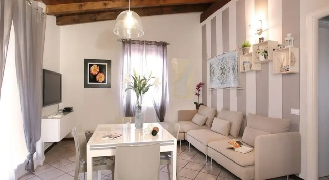 La Rocca, Забронировать Апартаменты/квартира Отели Valtenesi del Garda с бассейном, Бассейн