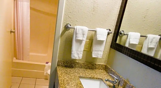 Номер Standard Queen City Inn