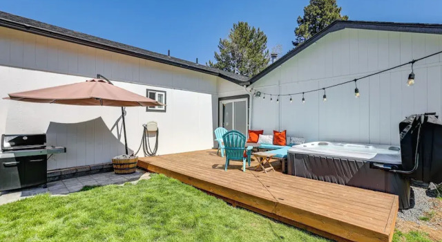 Коттедж Family-friendly Home w/ Fire Pit in Bend!