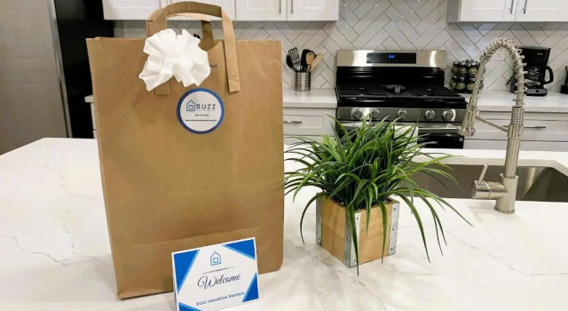 Коттедж Relax Central in Houston, 10 Mins to Galleria, Work-cation, 4 Bdrms, 3 Baths