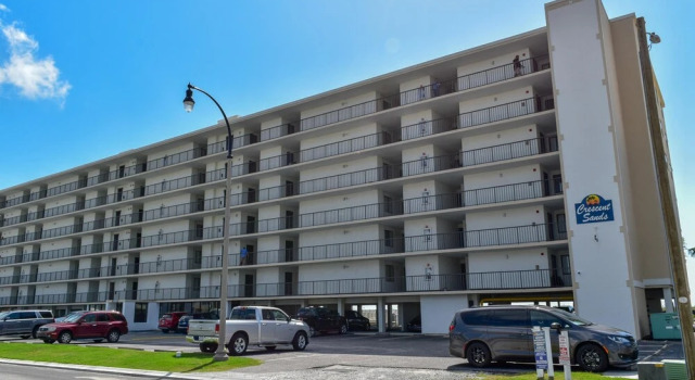 Crescent Sands F4 by Seaside Vacations