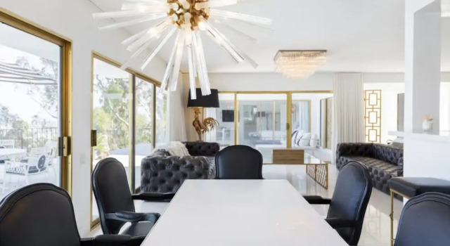 Villa Spectacular, Забронировать Вилла Коттеджи Голливуда, Коттедж