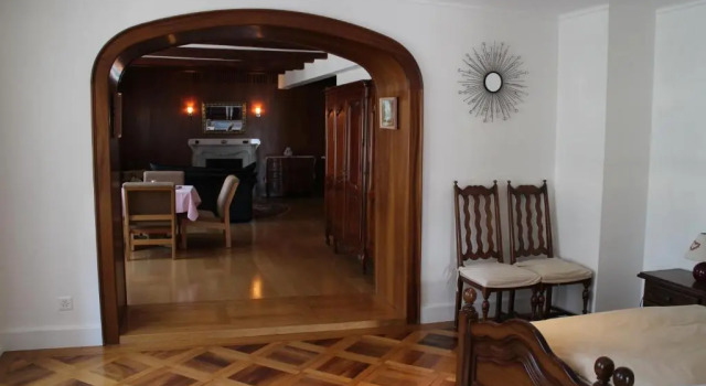 Полулюкс Hôtel-Restaurant de la Tour