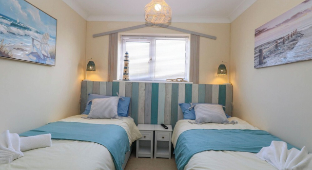6 Barleycroft, Забронировать Дом для отпуска Грейт-Ярмут The Broads, рядом с Гольф-клуб Lost World Adventure
