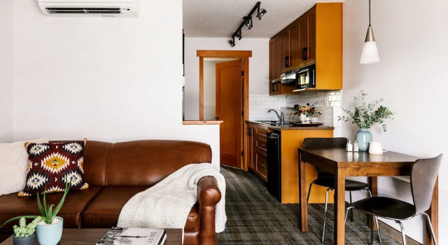 Двухместный номер Standard с балконом Pyramid Lake Lodge