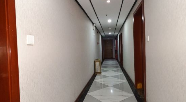 Shangqian Yiju Business Travel Hotel, Varaa Hotelli Zunyi Guizhou