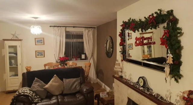 Коттедж Comfy Quiet Town House
