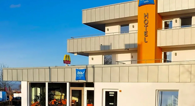 Номер Standard ibis budget Hotel BONN SÜD Königswinter