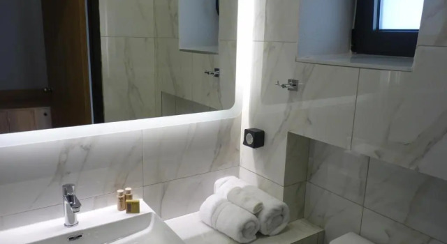 Двухместный номер Standard Comfort Suites & Rooms