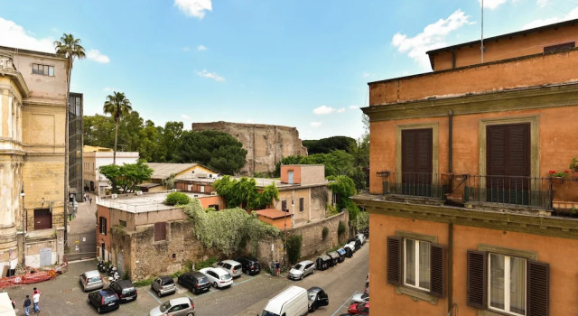 Colosseo Flat - Blue Sky Apt