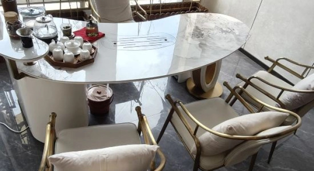 Renjoy Hotel (Changbaishan North Slope Visitor Center), Prenota Hotel Hotel 4 stelle a Yanbian, 4*