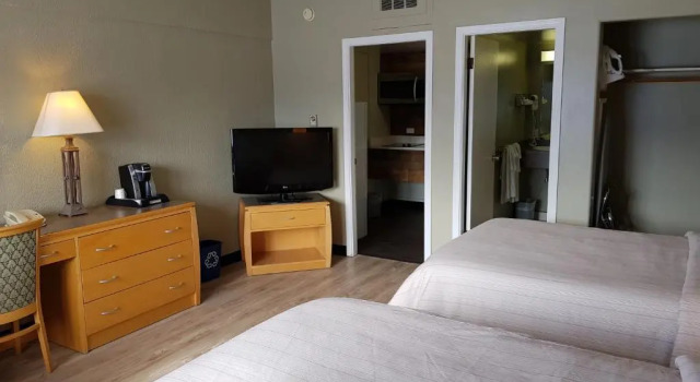 Standard chambre Days Inn by Wyndham Golden