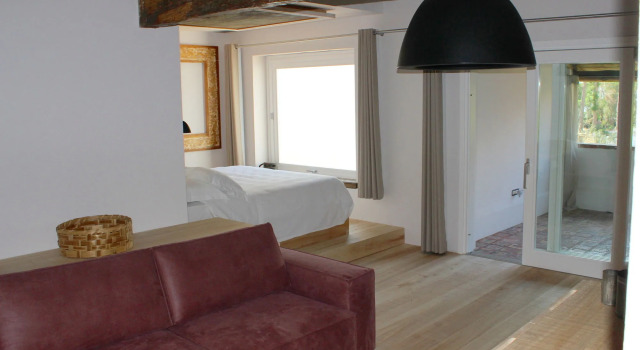 Praia Art Resort - Small Luxury Hotels of the world, Забронировать Курортный отель Отели Изола-ди-Капо-Риццуто с бассейном, Бассейн