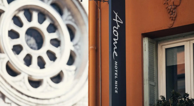 Arome Hôtel, Забронировать Отель Ницца Приморские Альпы