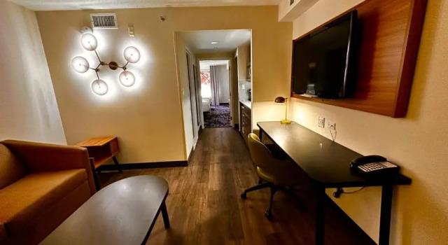 Двухместный полулюкс Fairfield by Marriott Inn & Suites Newmarket