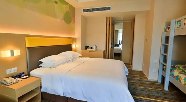 Семейный номер Standard с видом на горы Holiday Inn Express Emei Mountain