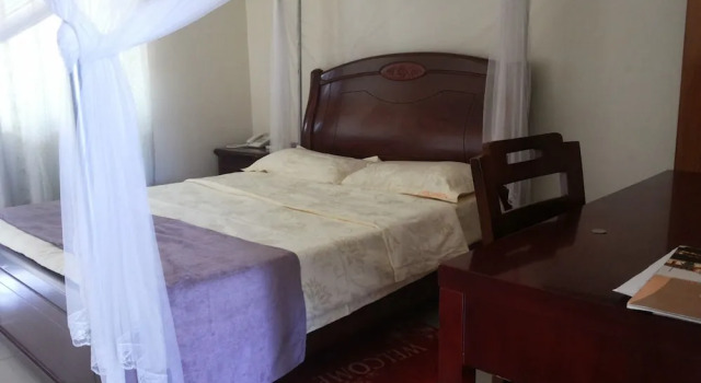 Номер Standard с балконом Zawadi Hotel