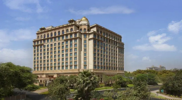 Двухместный люкс Maharaja с бассейном The Leela Palace New Delhi