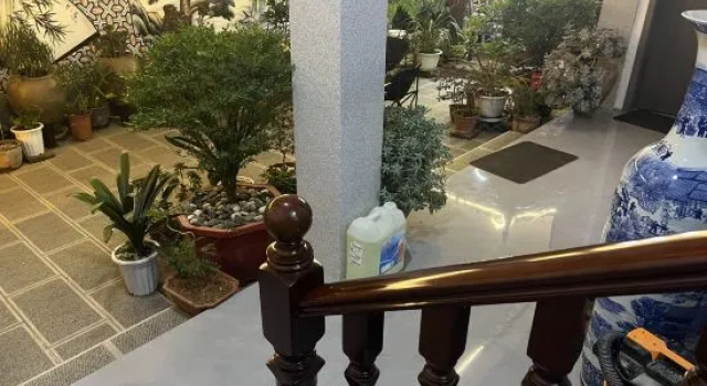 Weishan Fuxi Courtyard Homestay, Prenota Hotel Hotel a Yunnan con parcheggio, Parcheggio
