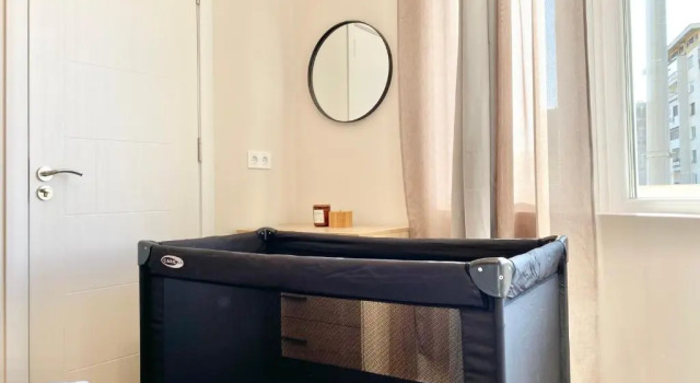 Апартаменты с 2 комнатами Business & Family Apartment for 6 Guests with Free Parking