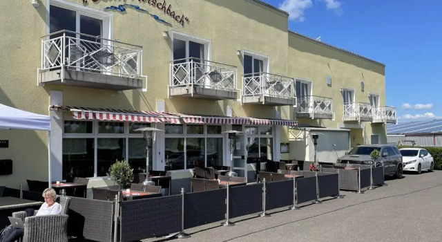 Zur Morschbach, Забронировать Отель Альтлай Хунсрюк