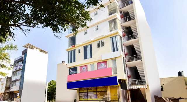 OYO 78845 Hotel Skyview